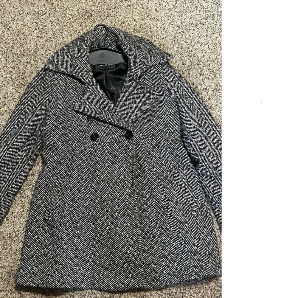 Vintage GUESS LOS ANGELES Woman’s Winter Coat Size Large Pea Coat